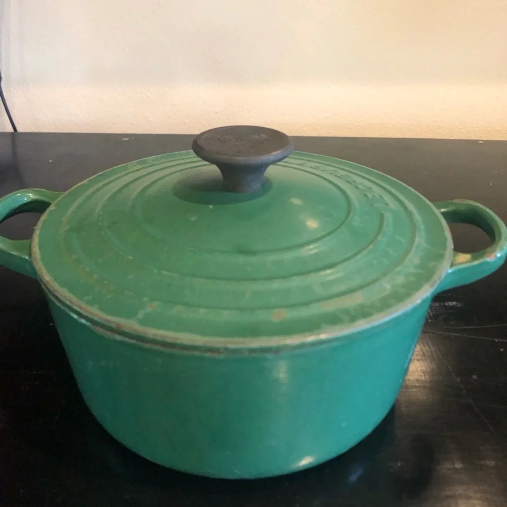 LeCreuset Pot with top 18cm Preowned green